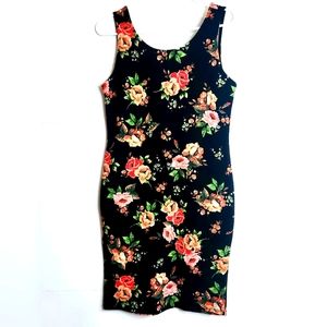 Ambiance Women's floral dress size: L